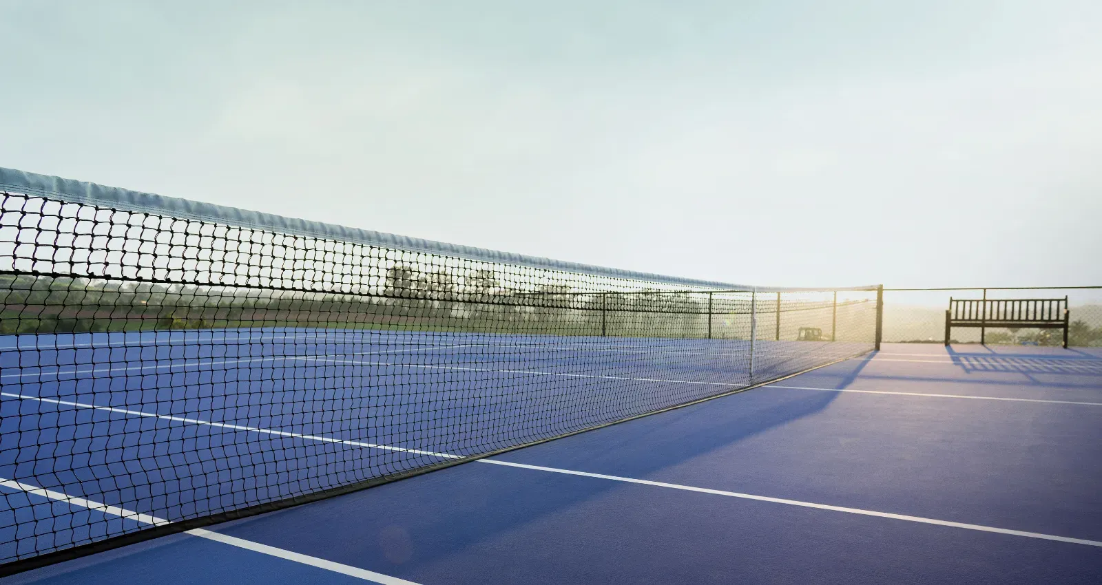 Clubs esportivos com quadras de tênis, beach tennis, pickleball e campo de futebol